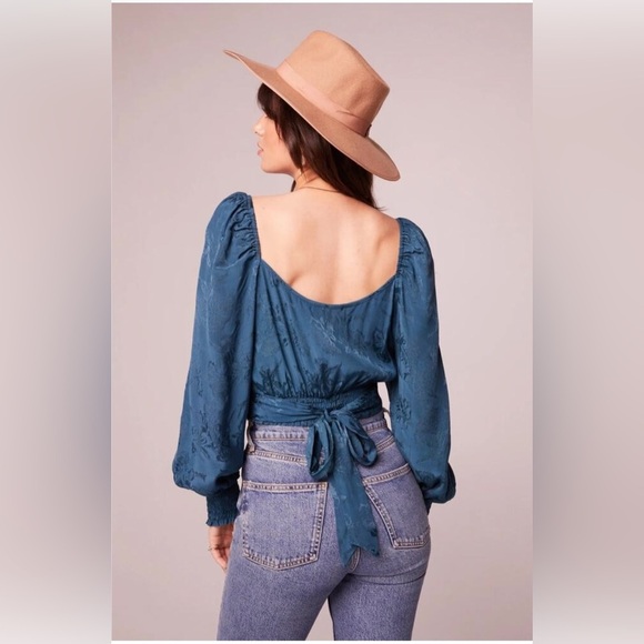 Band of the Free Camille Teal Satin Crossover Crop Top Size Small NWT - Picture 2 of 9